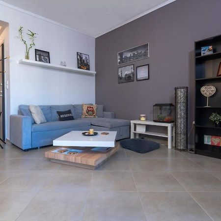 Beautiful & Modern Apartment In เทสซาโลนิกิ ภายนอก รูปภาพ
